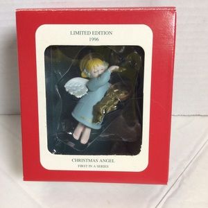 Longs Drugs A World of Christmas Angel 1996